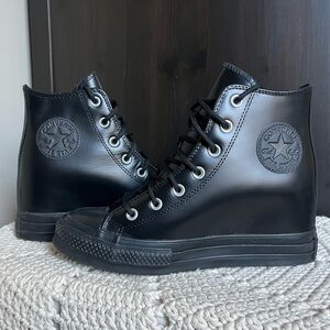 Converse Chuck Taylor Wedge Platform Leather Sz 8.5 Women's Shoes Black A12827C